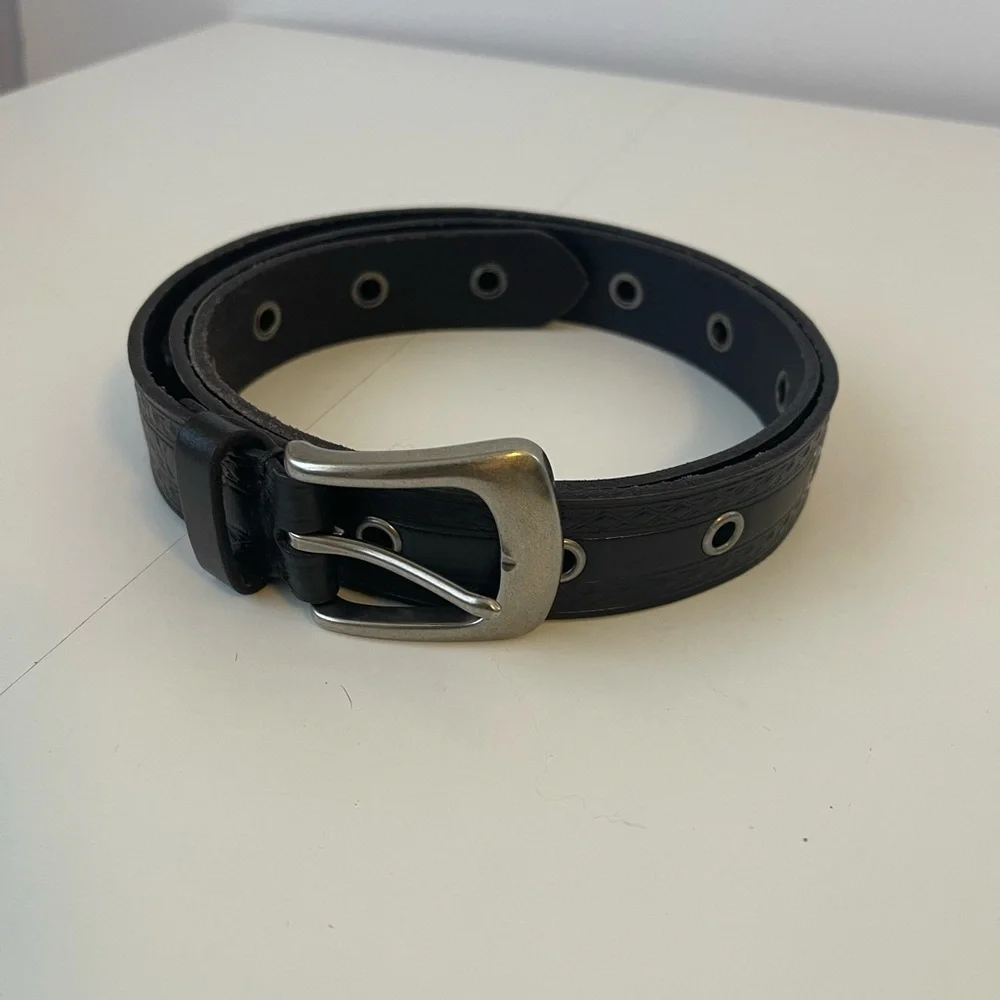 Frye Leather Grommet Belt Black Silver Buckle XL